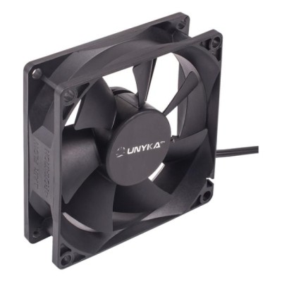 Ventilador Interno Unyka 80mm Color Negro 7 Aspas