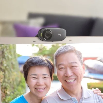 Logitech C310 Webcam HD 1 MP4/USB Hangouts Webex Negra